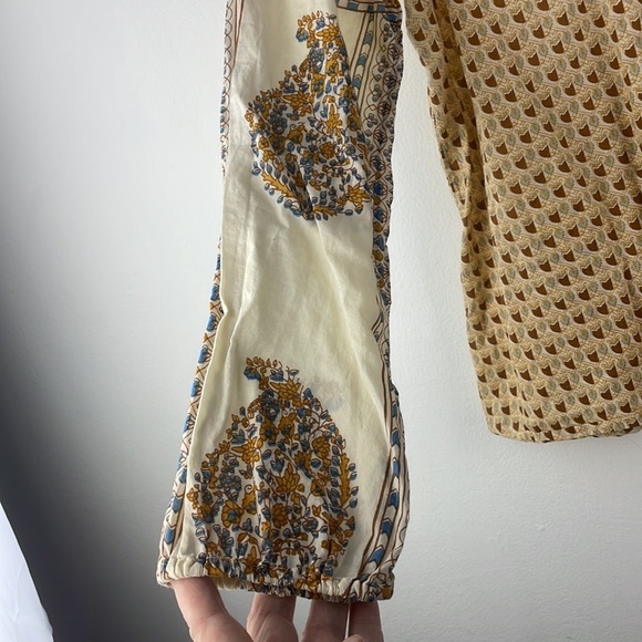 Lucky Brand 100% cotton Top V Neck long sleeve elastic at wrist. Sz Small - Picture 8 of 11